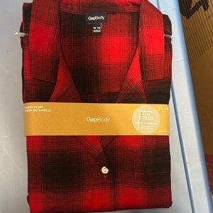Gap Body Cozy Cotton Red and Black Flannel Pajama Set